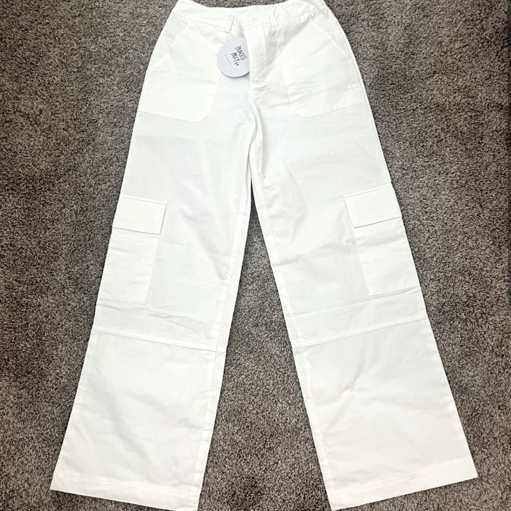 Princess Polly white low rise cargos